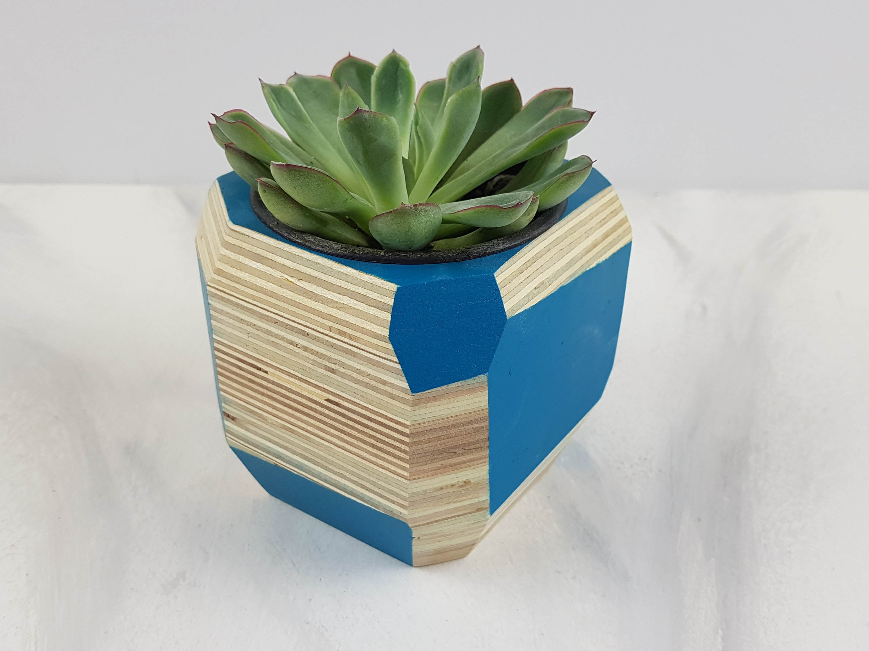 geometric planter pot Modern Geometric Planter Small – Bright Painted Accent, Waterproof, Ha – Wood Chip Decor