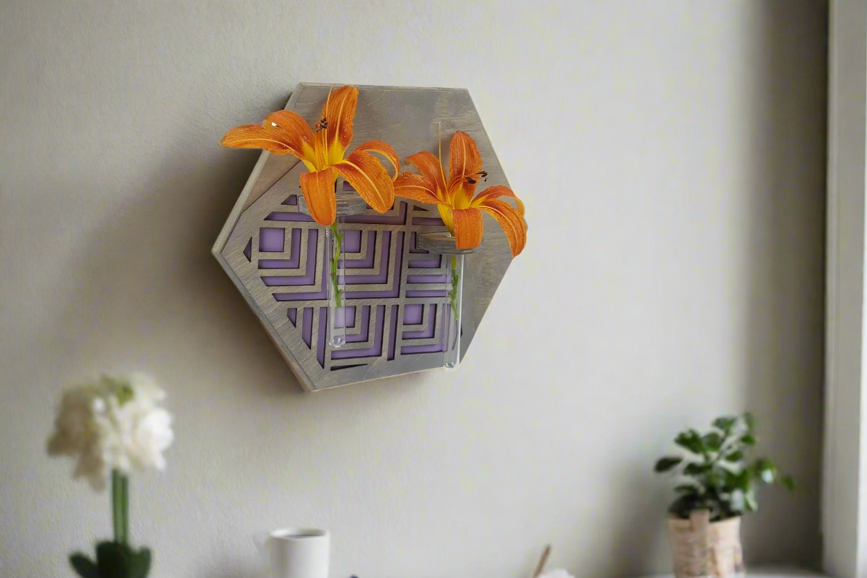 Vase mural - teinture grise