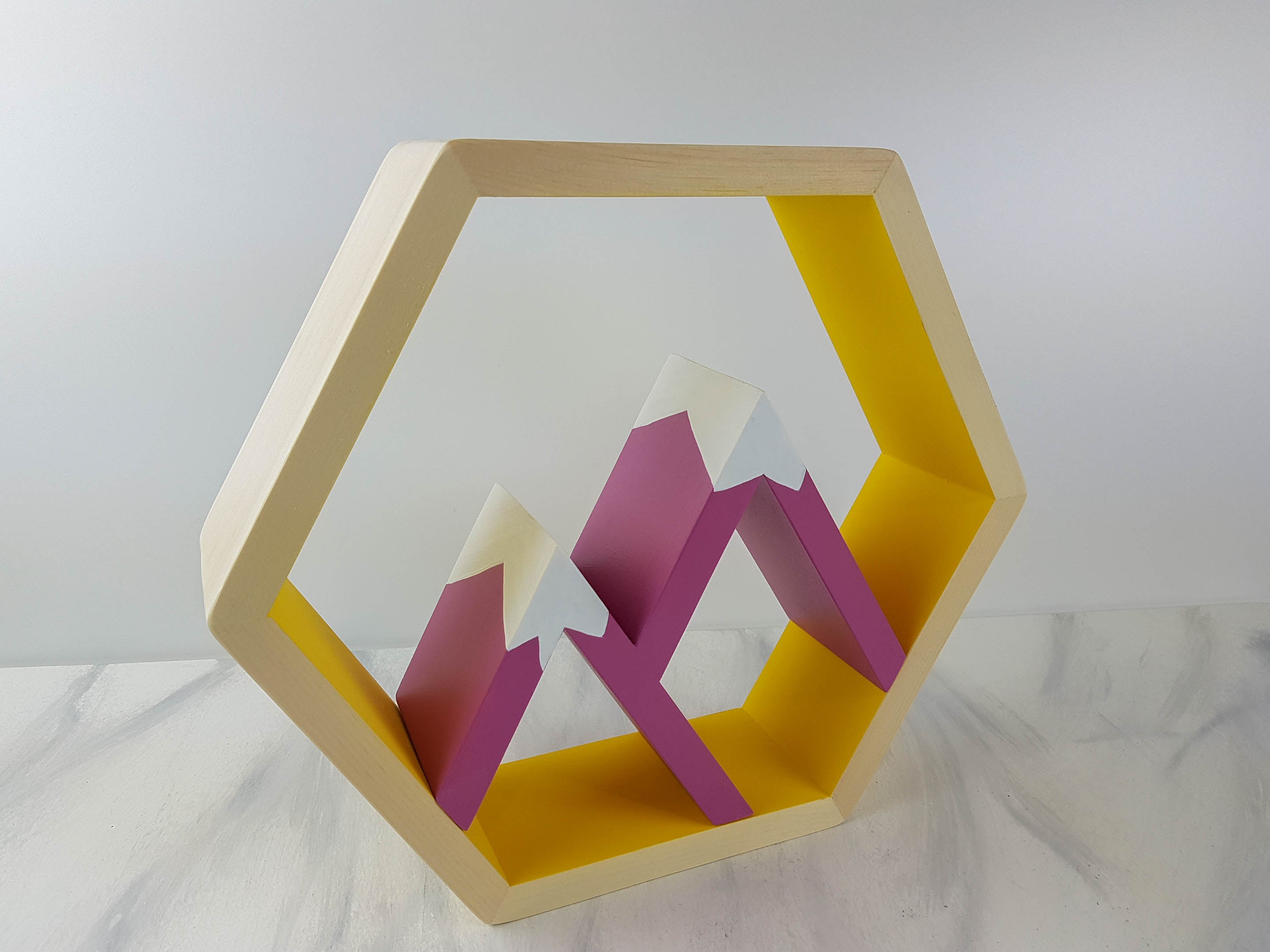 Ajoutez une mini-montagne pour les étagères hexagonales