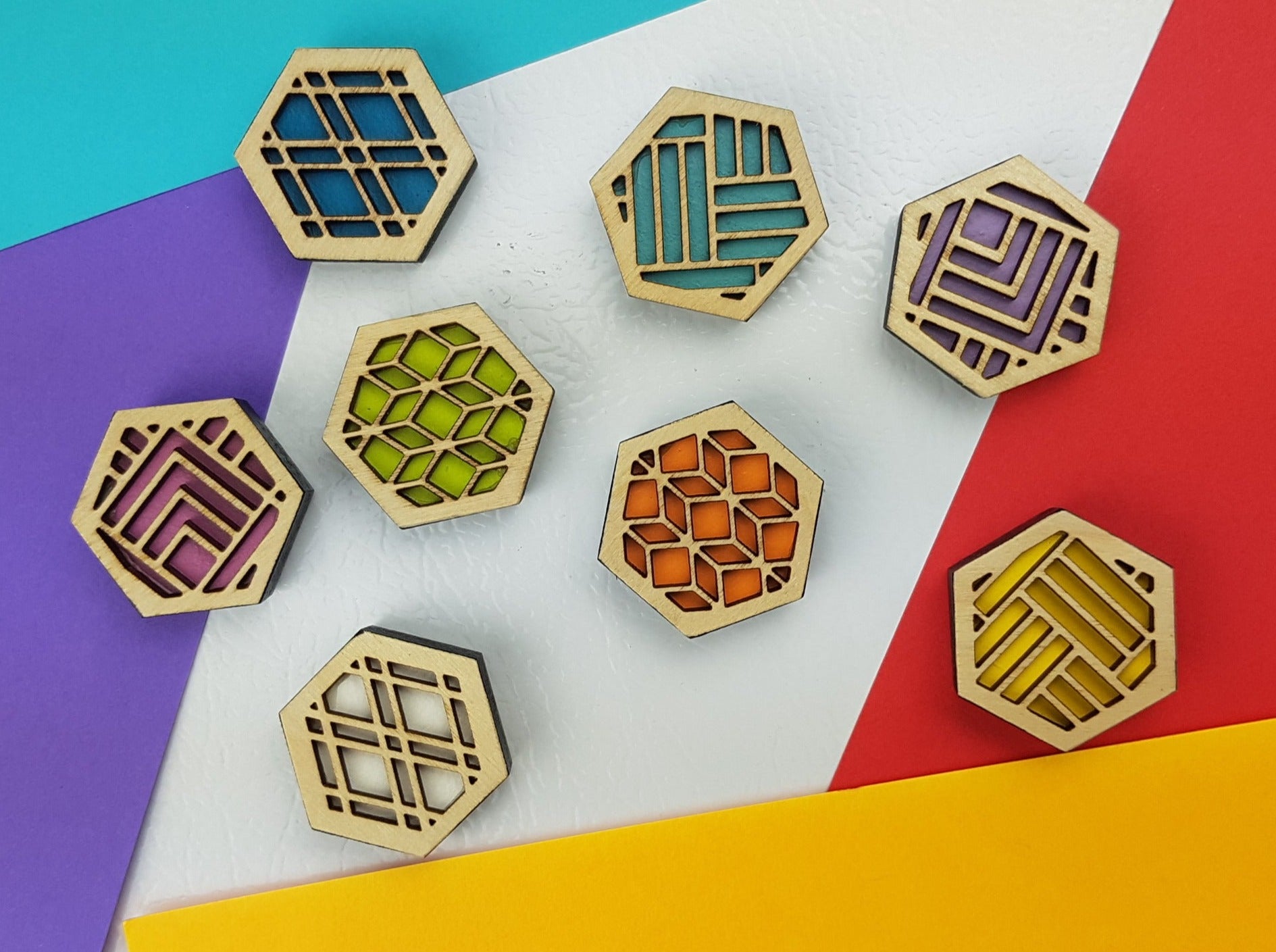 Cheerful Magnets – Natural Stain