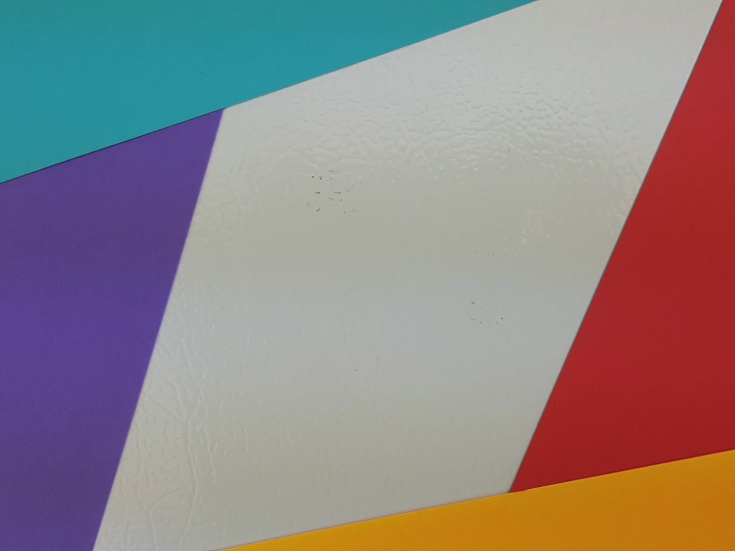 Aimants gais – Teinture de noix