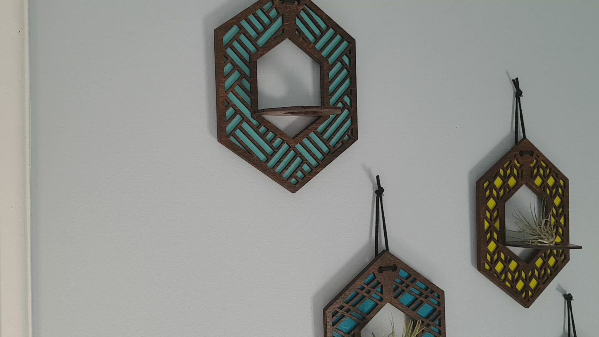 Mini Suspension pour Plantes Aériennes - Noyer Teinté