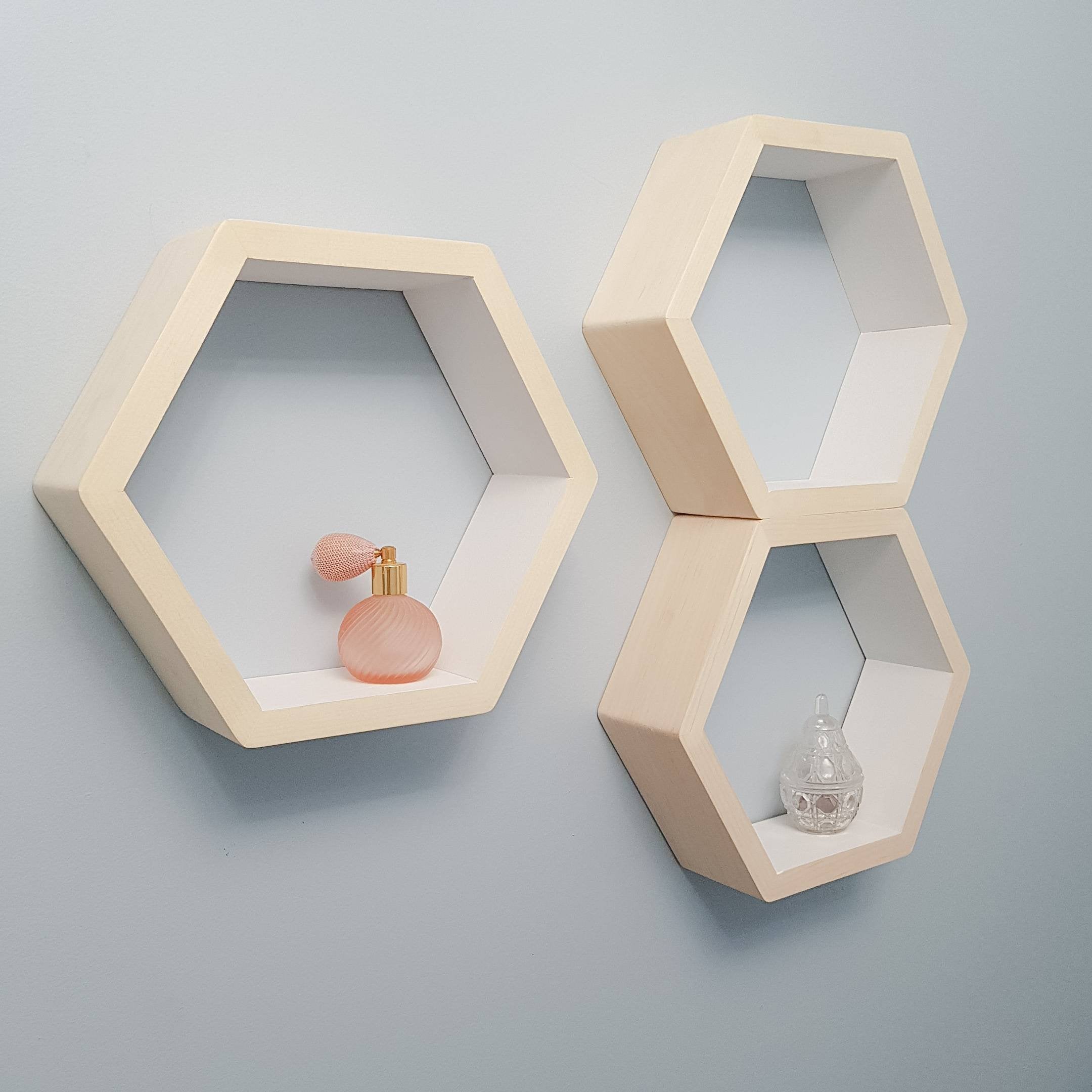 Hexagon Shelves Set of 3, Honeycomb Shelves, Floating Shelves, Geometric Shelves, Hexagon Shelf, Modern Shelves,  Living Room Shelves