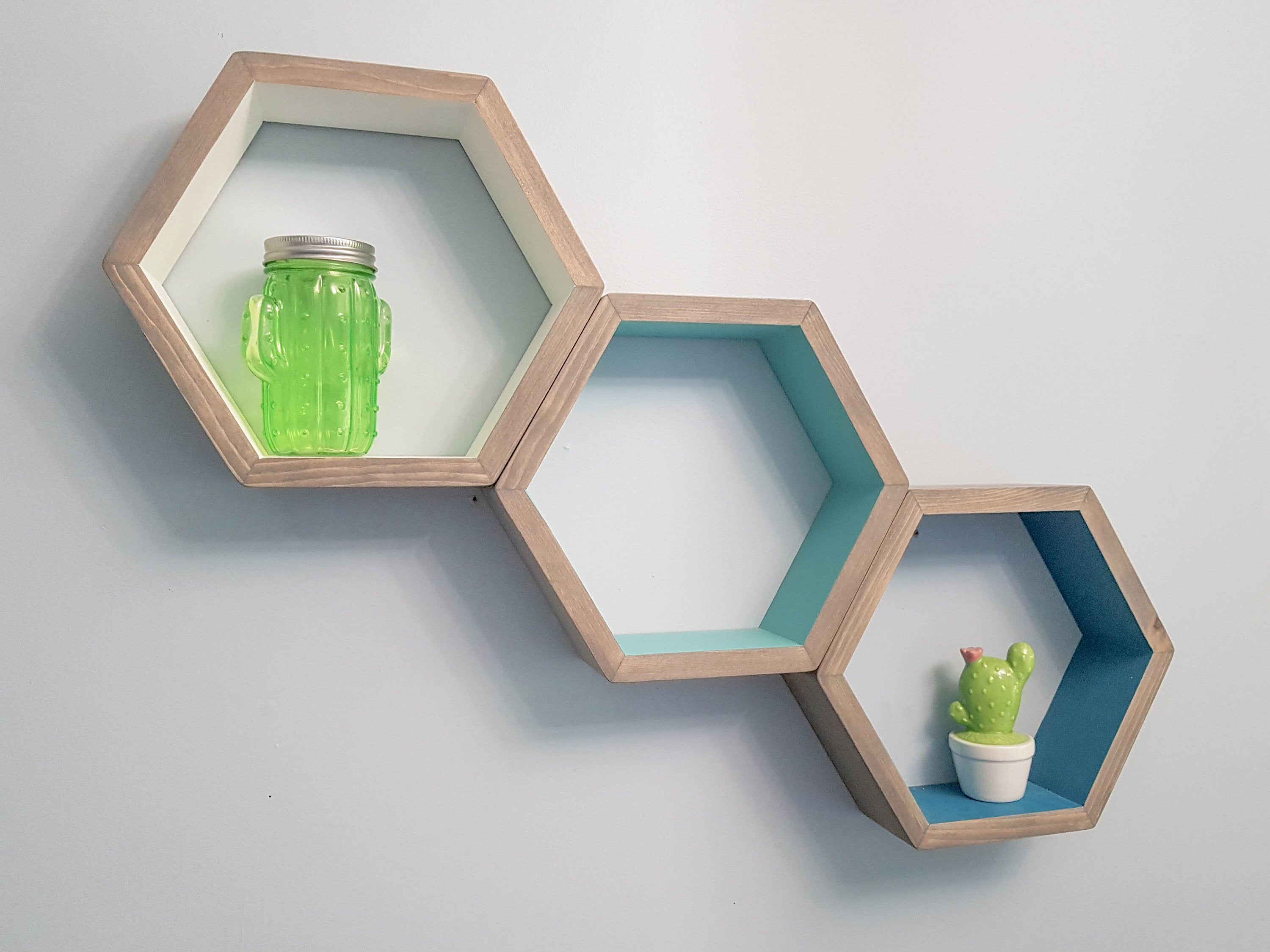 Hexagon Shelves Set of 3, Honeycomb Shelves, Floating Shelves, Geometric Shelves, Hexagon Shelf, Modern Shelves,  Living Room Shelves
